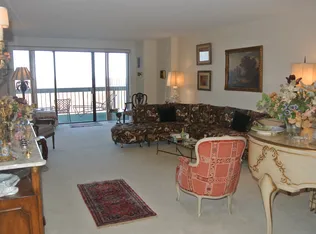 270-10 Grand Central Parkway 22H image 1 of 29