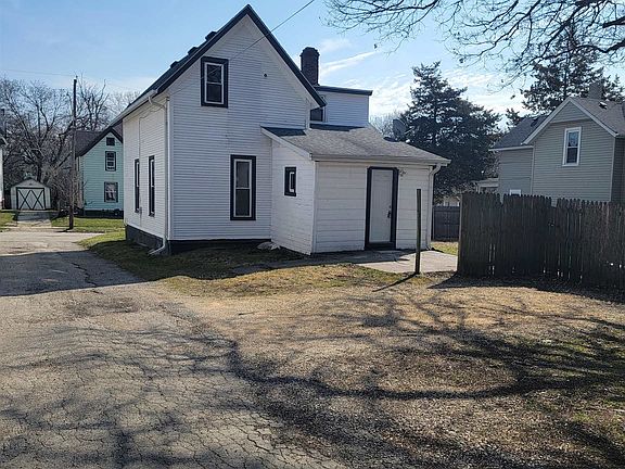 2nd image of 232 Forest Ave