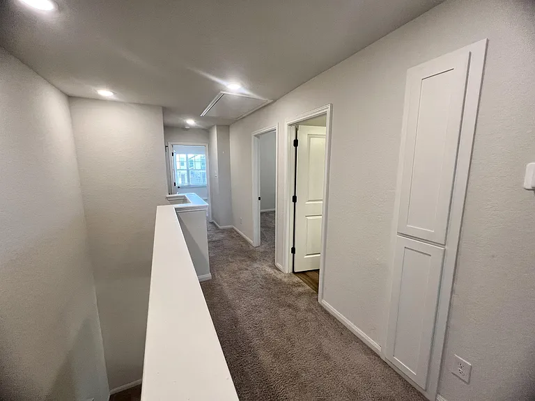 10335 Lynwood Crk — Photo 17