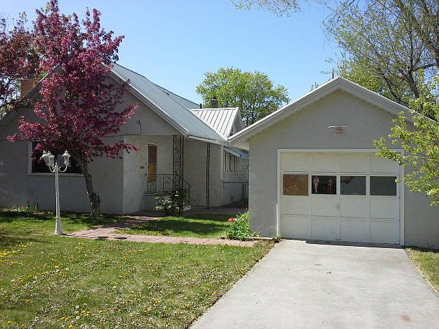 1st image of 465 Highland Dr