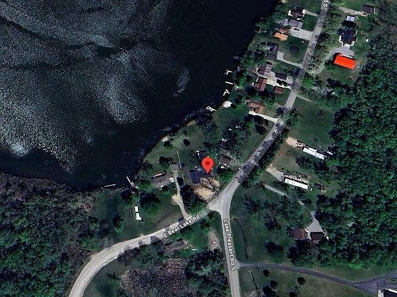 4th image of 4492 E Bear Lake Rd