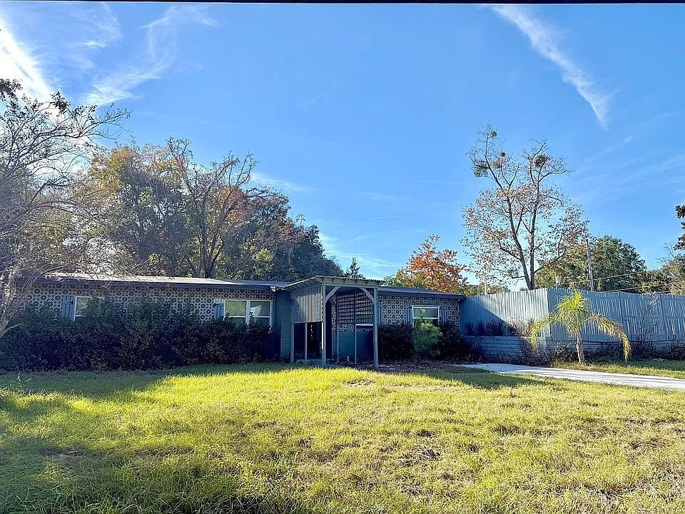 1st image of 6204 Commodore Dr