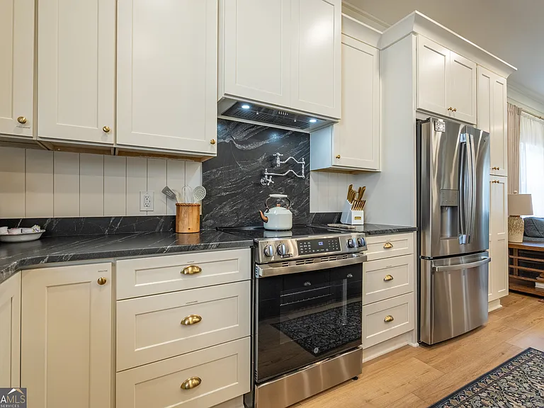3 Parmenter St — Photo 10