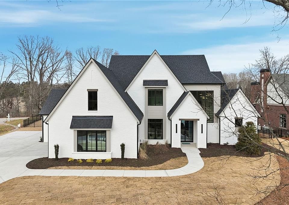 1st image of 4638A Shirley Rd