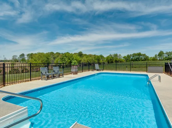 1281 Hillsboro Viola Rd, Hillsboro, TN 37342