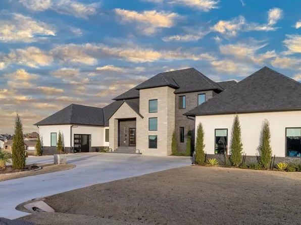 5660 Tina Dr, Norman, OK 73072