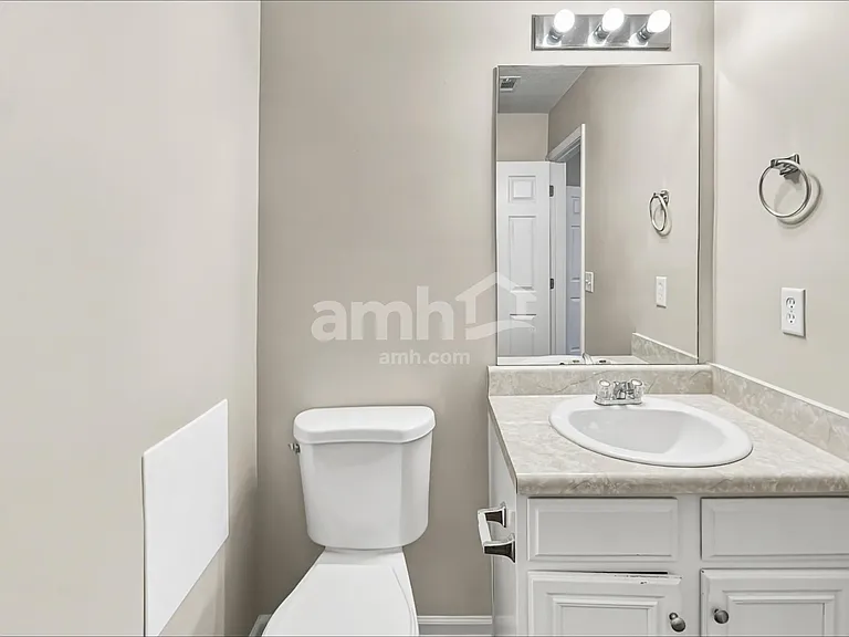 312 Othello Dr — Photo 19