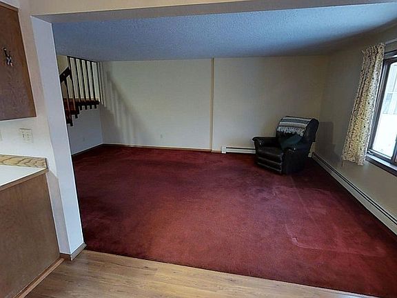 5th image of 4954 Dartmouth Dr