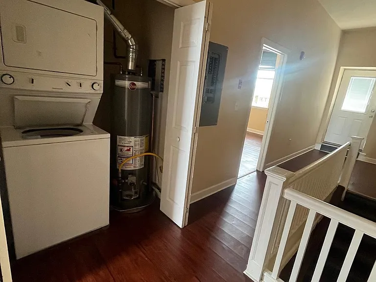 334 S Broad St #3 — Photo 9