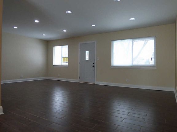 2nd image of 6824 West Ave