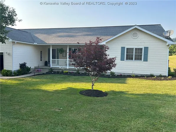 369 Fairchance Rd, Road, WV 25053
