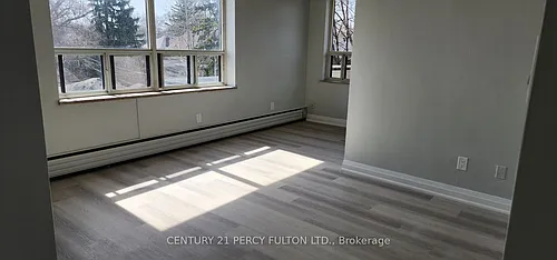 392 Jane St #304 Photo 1
