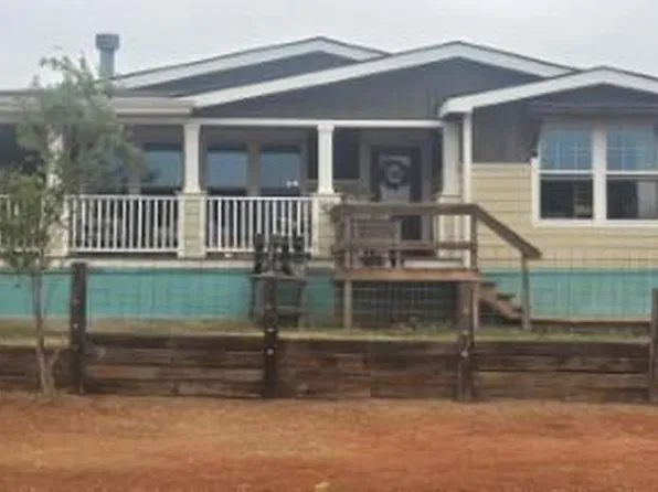 11971 N 2240th Rd, Cordell, OK 73632