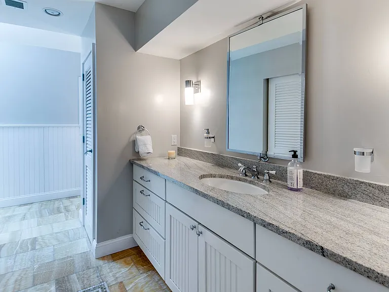 6 Martindale Ct — Photo 14