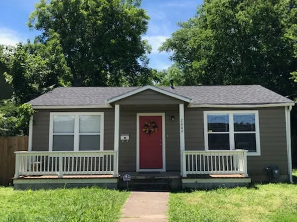 2009 S 7th St, Waco, TX 76706