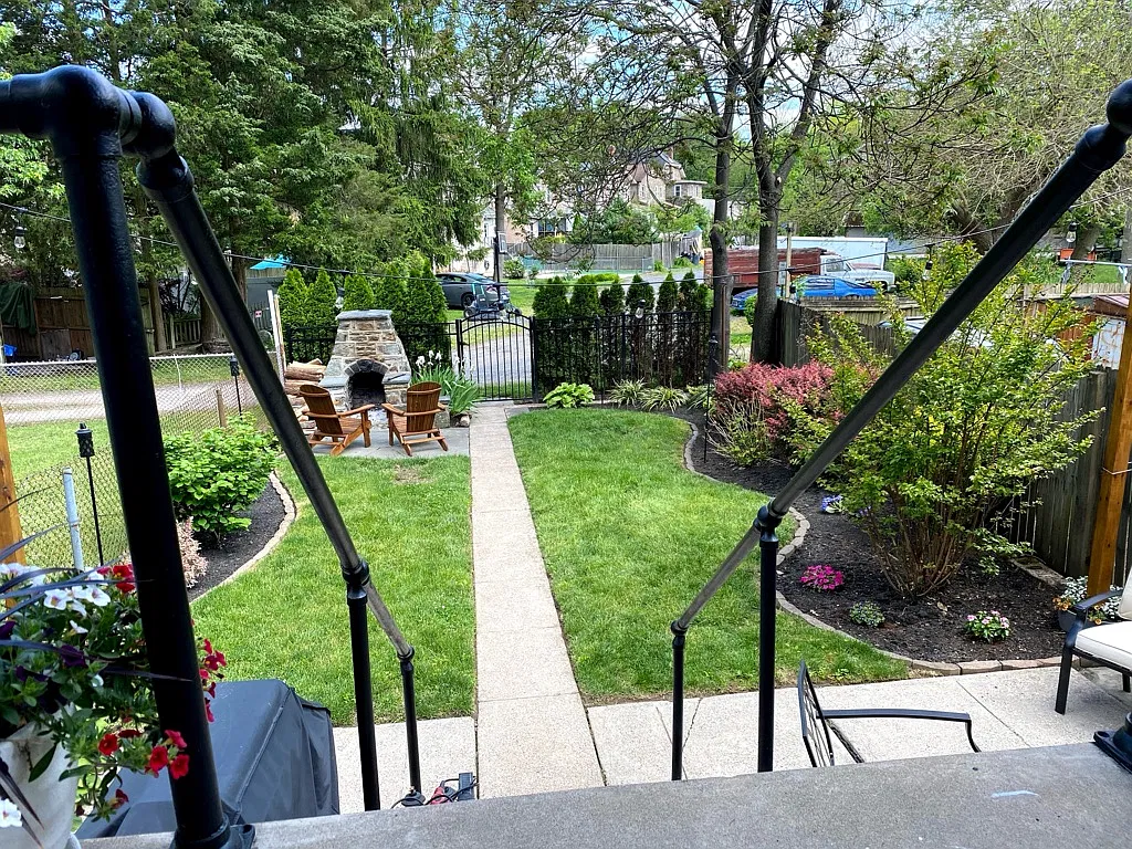 Charming 3-Bedroom Twin Family Home in Ambler — Photo 2