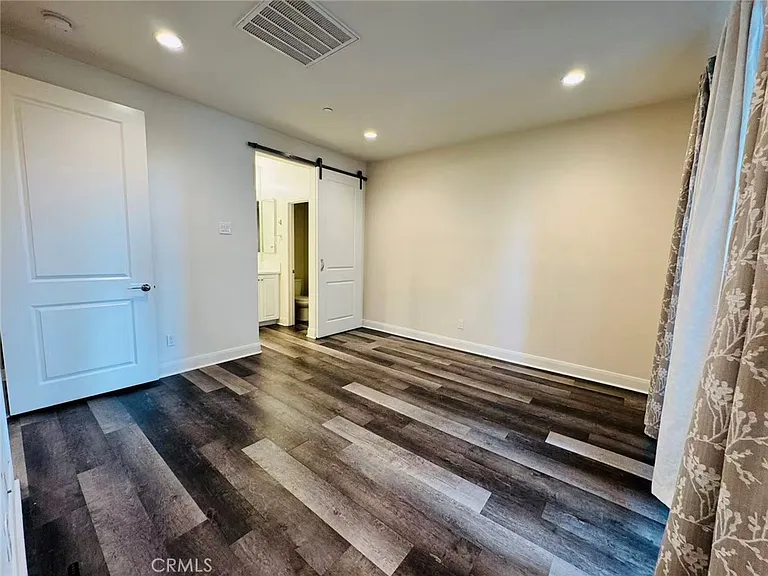 7374 Luminaire Pl #7374 — Photo 17