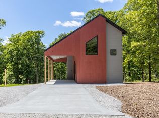 2 Walmer Ln, Bella Vista, AR 72714
