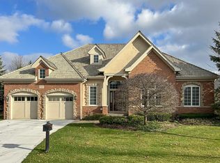 1117 Jonathan Dr, Inverness, IL 60010