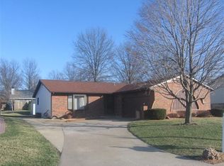 1028 Nevada Dr, Columbia, IL 62236
