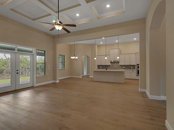 4th image of 1427 W Shores Blvd