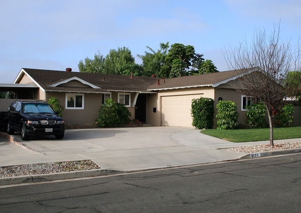 1st image of 8171 Beaver Lake Dr