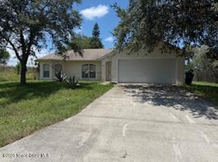 949 Serenade St NW, Palm Bay, FL 32907