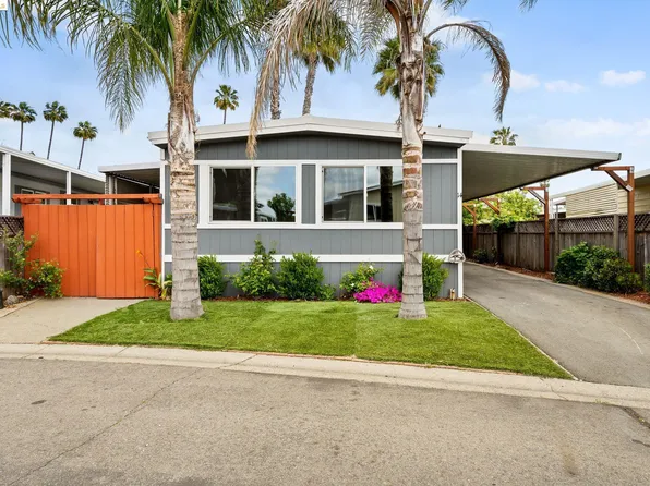 14 Tunis Pl Unit 132, Martinez, CA 94553