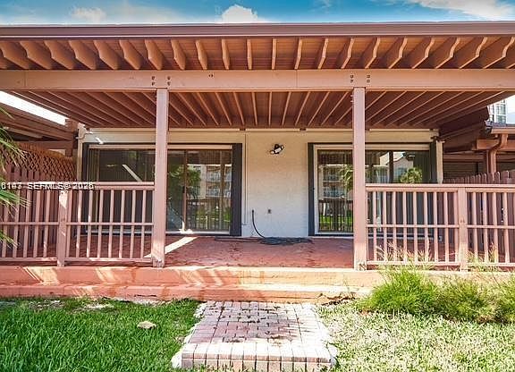 4th image of 347 Leslie Dr