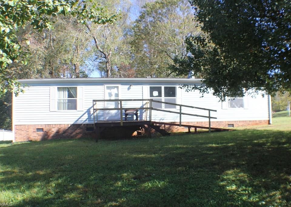 1st image of 146 Westwind Ct