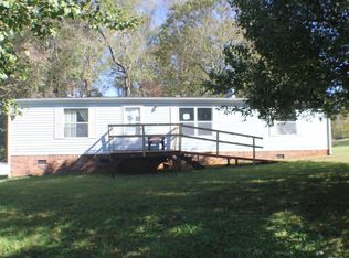 146 Westwind Ct, Mount Airy, NC 27030