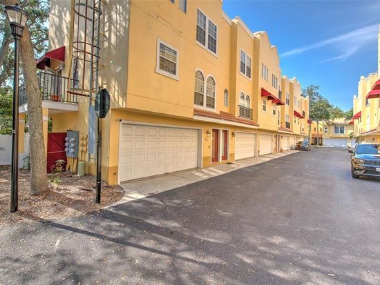 3314 Las Campos Pl, Tampa, FL 33611