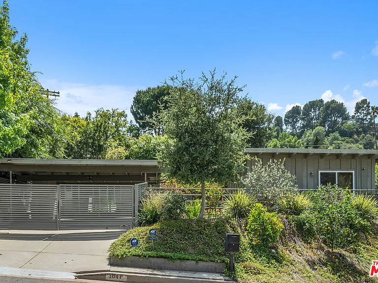3641 Woodcliff Rd — Photo 26