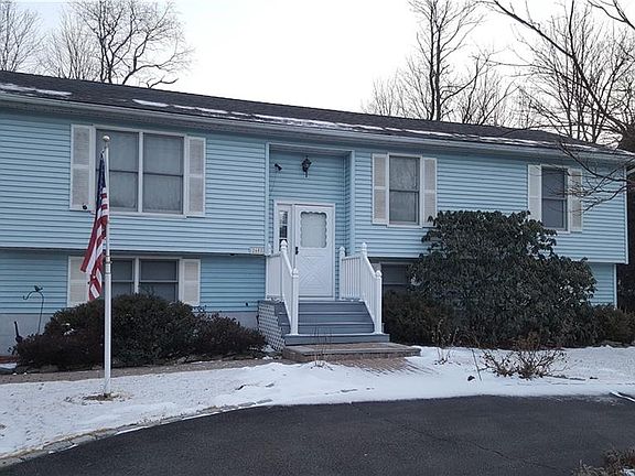 2nd image of 60 Forest Dr