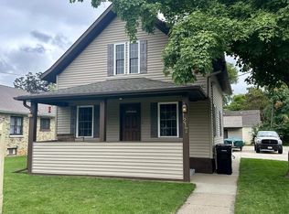 1217 Moore St, Beloit, WI 53511