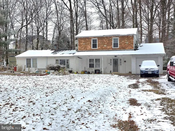 7117 Judith Ave, Alexandria, VA 22315