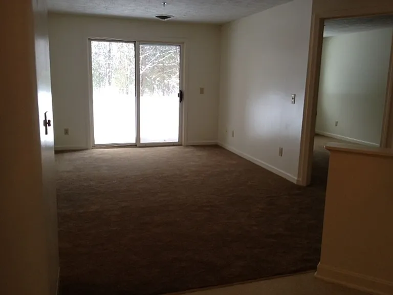 Dunns Bridge Apartments — Photo 1
