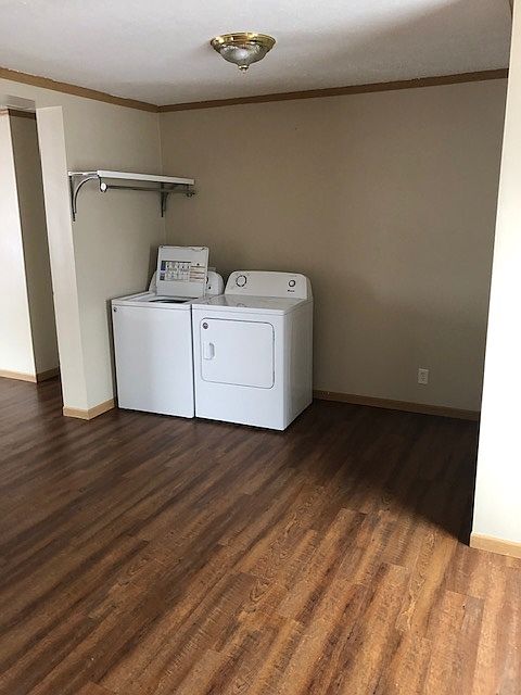 Dining & Laundry