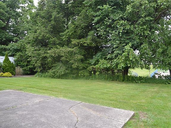 4th image of 4416 Milford Ave