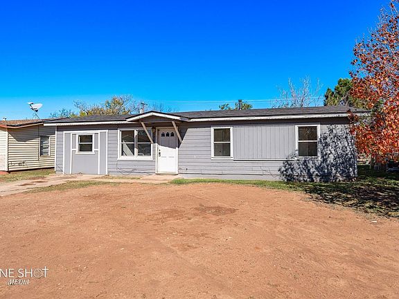 3rd image of 5226 Questa Dr