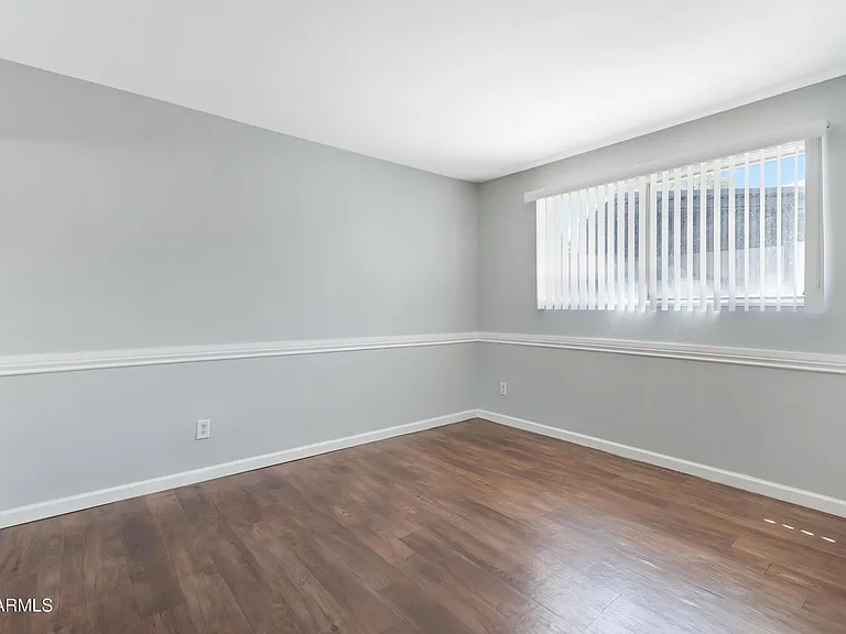 1627 E Fremont Dr — Photo 29