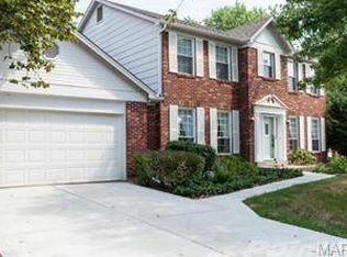 842 Ridgetop Cir, Saint Charles, MO 63304