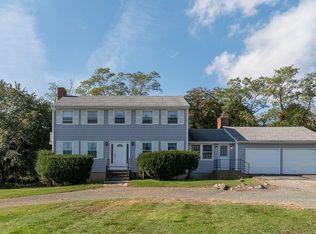 7 Ocean View Dr, Gloucester, MA 01930