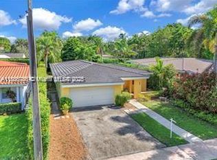 527 Gerona Ave, Coral Gables, FL 33146