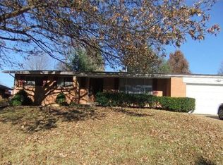831 Camborne Dr, Saint Louis, MO