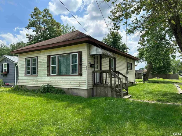 802 E Washington St, Christopher, IL 62822