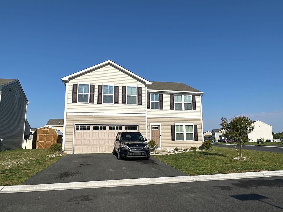 1st image of 38364 Elizabeth Ln