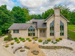 848 McClelland Rd, Finleyville, PA 15332