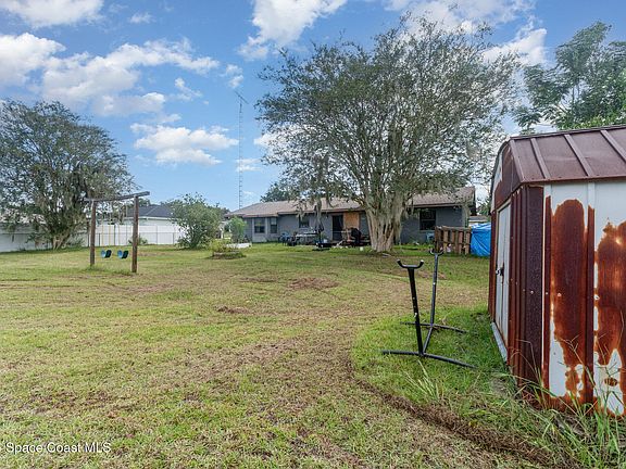 5th image of 13678 SE 51st Ave
