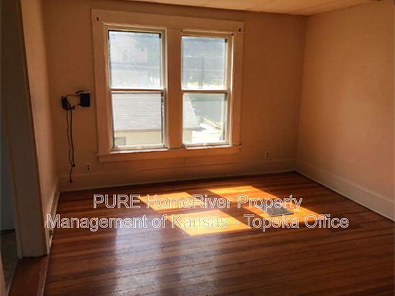 3rd image of 1601 SW Mulvane St APT 3